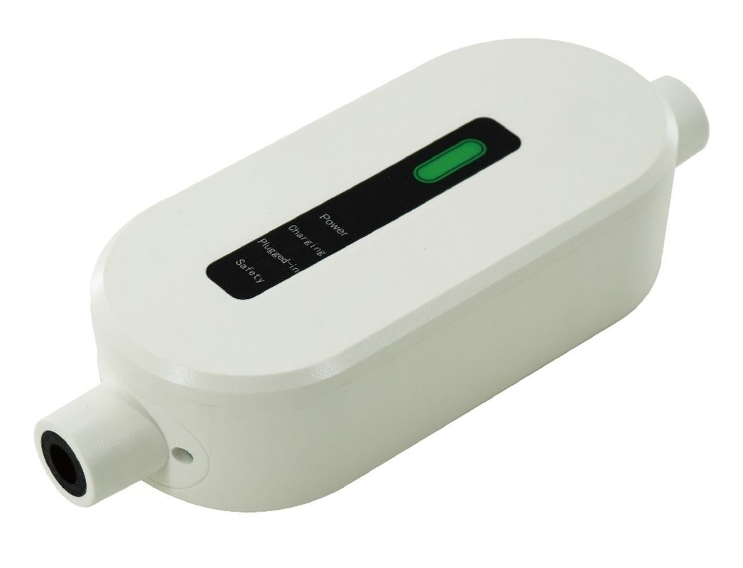 16A 32A شارژر های قابل حمل EV نوع 2 شارژر خودروهای الکتریکی جعبه کابل IP55