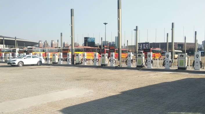 Car GB/T سطح 3 EV ایستگاه شارژ سریع CCS 60KW با نمایش آگهی